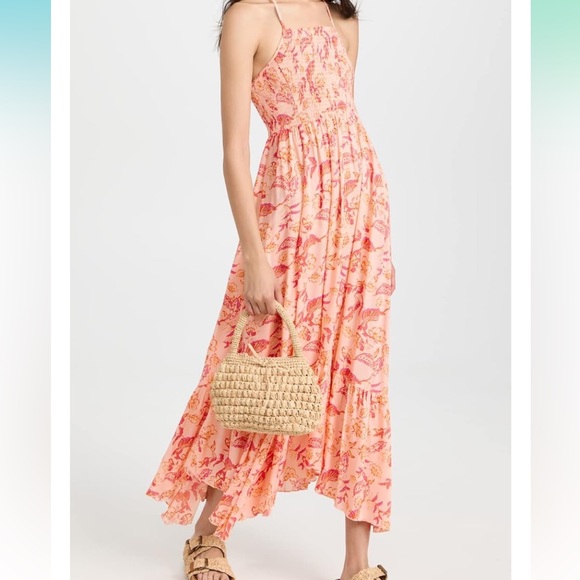 Floral print, Adjustable shoulder straps, Smocked bodice, never been worn. - Picture 3 of 5